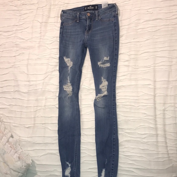 Ripped blue skinny jeans - Picture 1 of 3